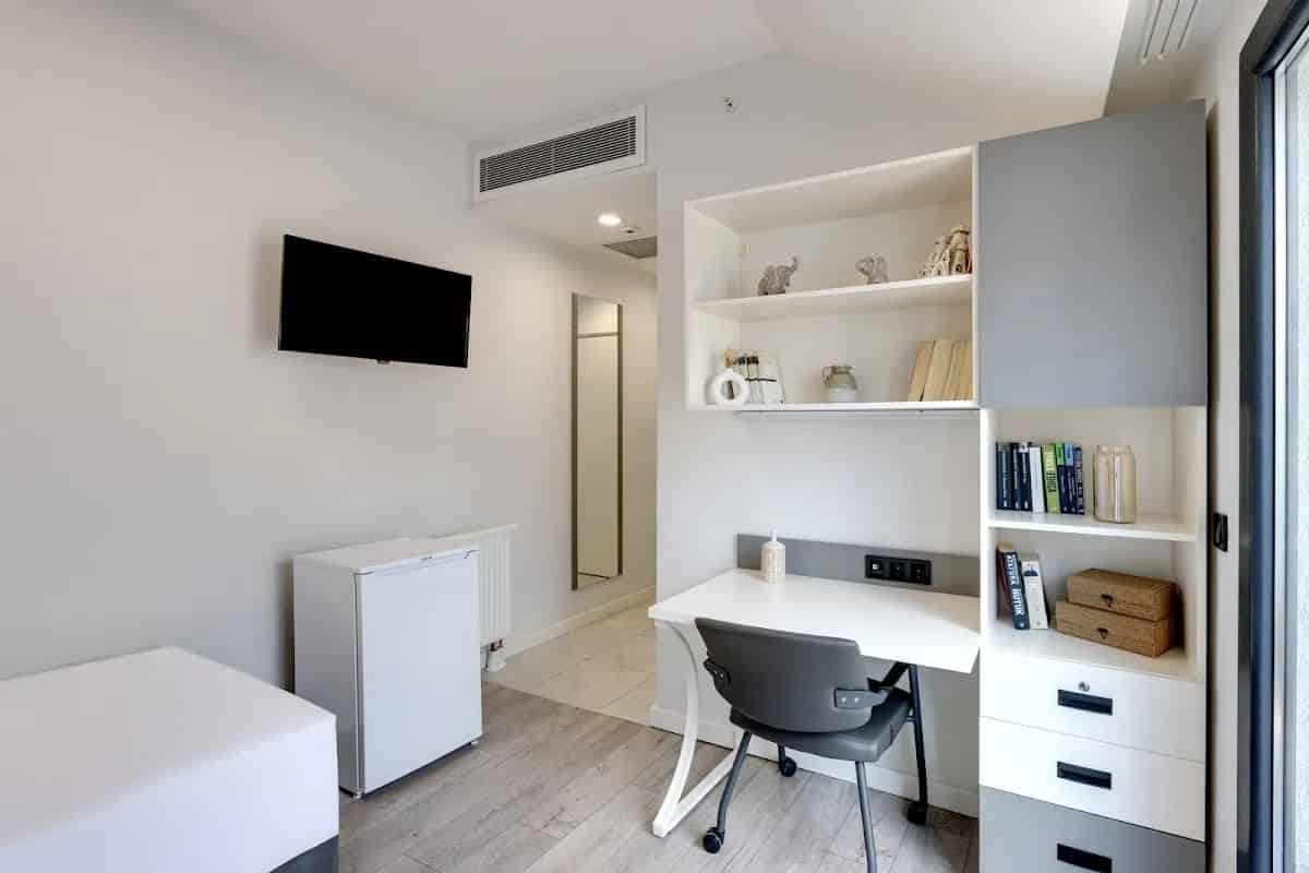 DormHouse Haliç Erkek Öğrenci Yurdu görsel 3