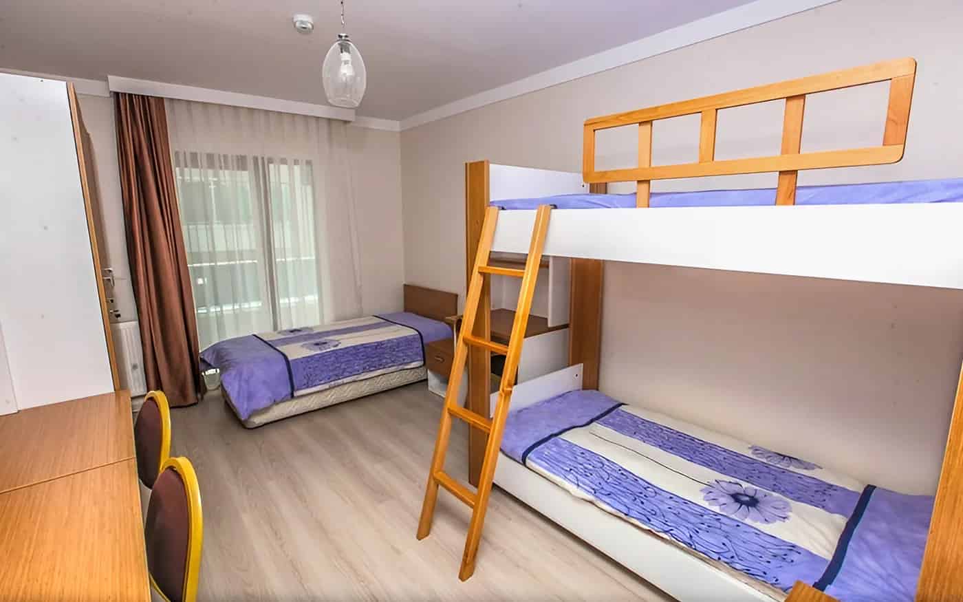 Özel Aydınlıkevler Kız Öğrenci Yurdu Arama Sokak Şubesi görsel 7