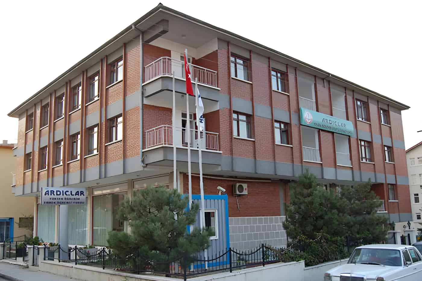 Ardıçlar Erkek Öğrenci Yurdu Balgat Şubesi görsel 2