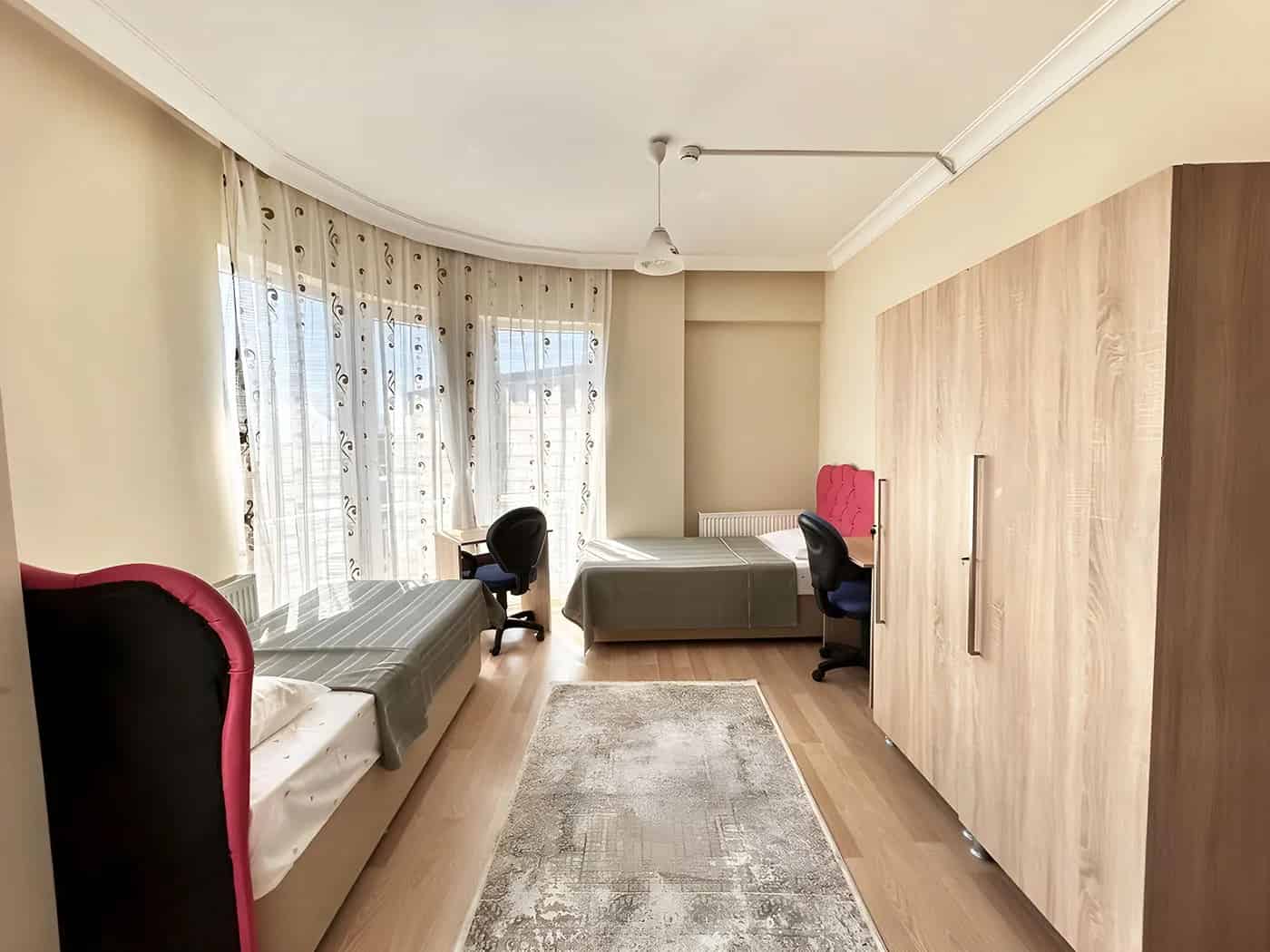 Zeytin Ağacı Kız Öğrenci Yurdu görsel 1