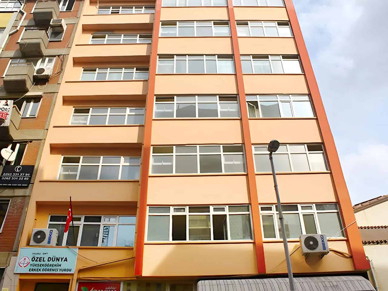 Özel Kocaeli Dünya Erkek Öğrenci Yurdu görsel 1
