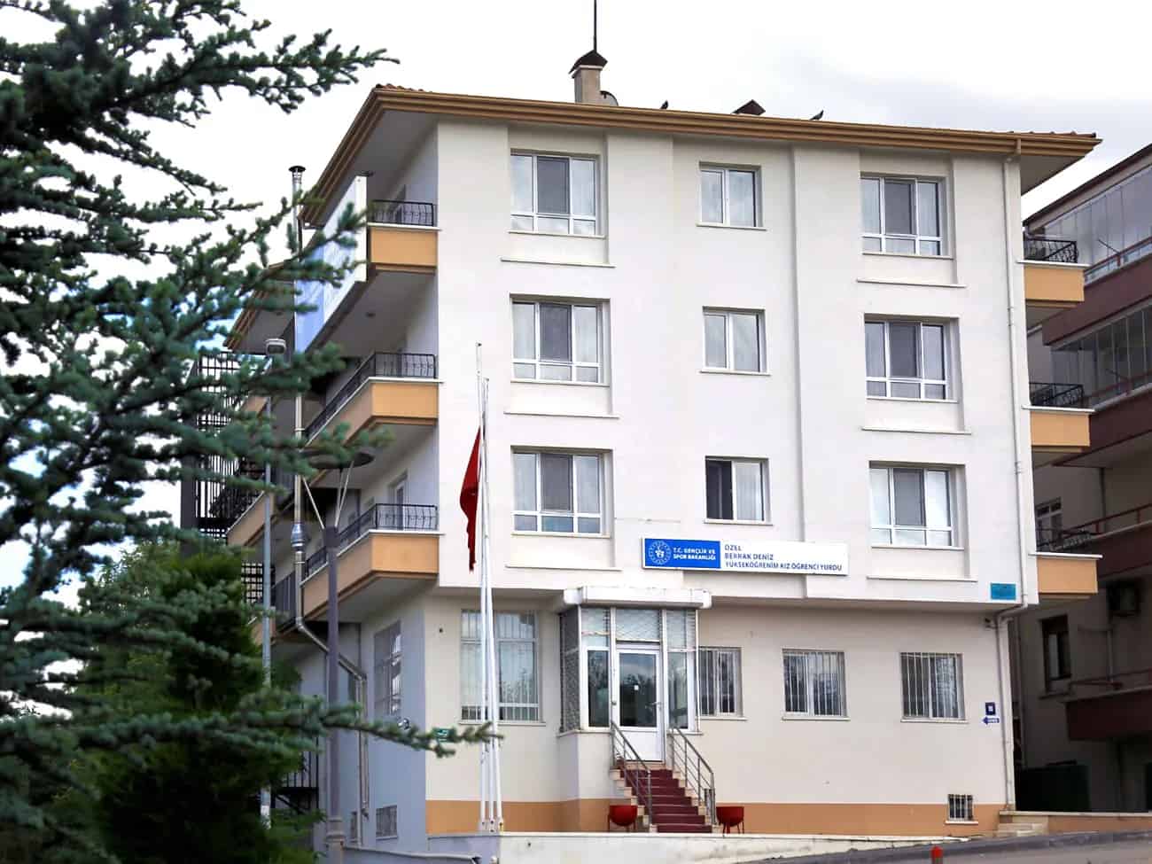 Berrak Deniz Kız Öğrenci Yurdu görsel 1