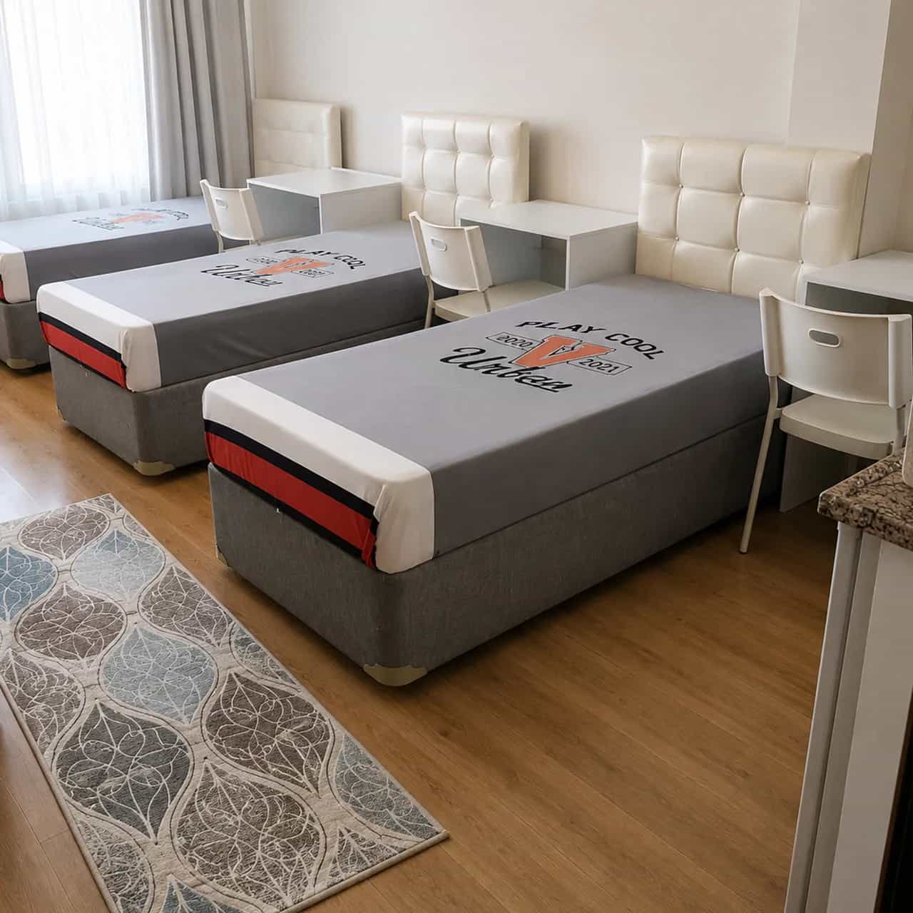 Pelikan Stüdyo Evleri Erkek Öğrenci Apartı 3 Kişilik Oda