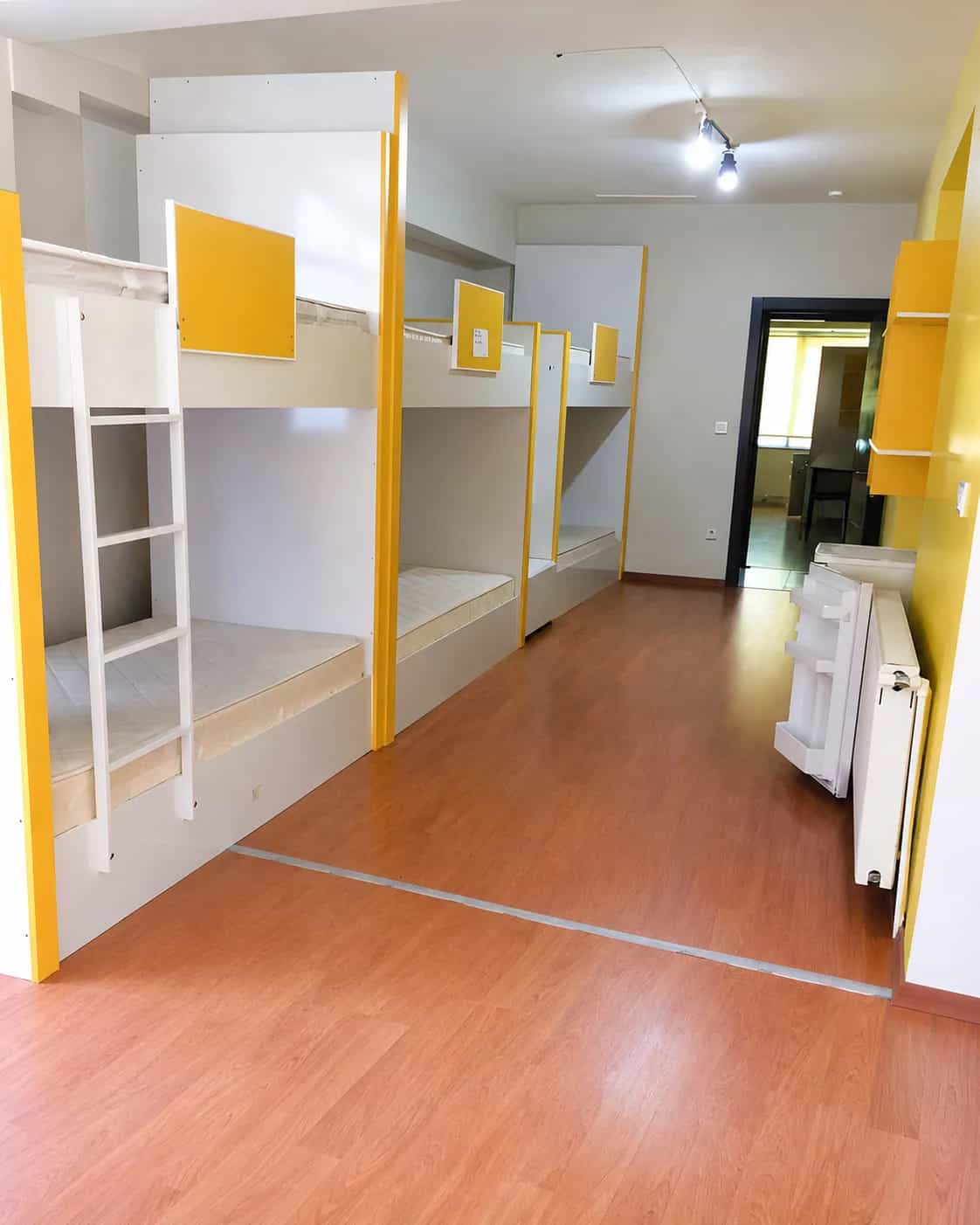 Kadıköy Zorlu Kız Öğrenci Yurdu Odalarımız