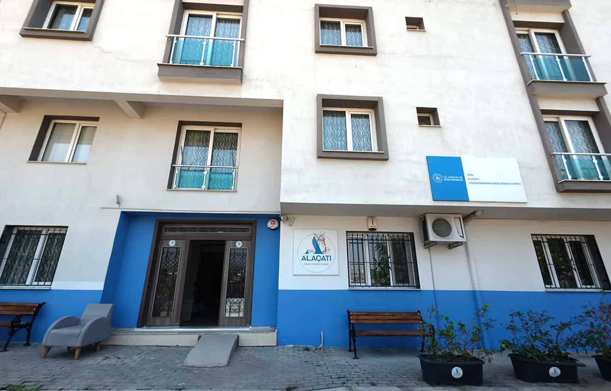 Özel Alaçatı Erkek Öğrenci Yurdu görsel 3