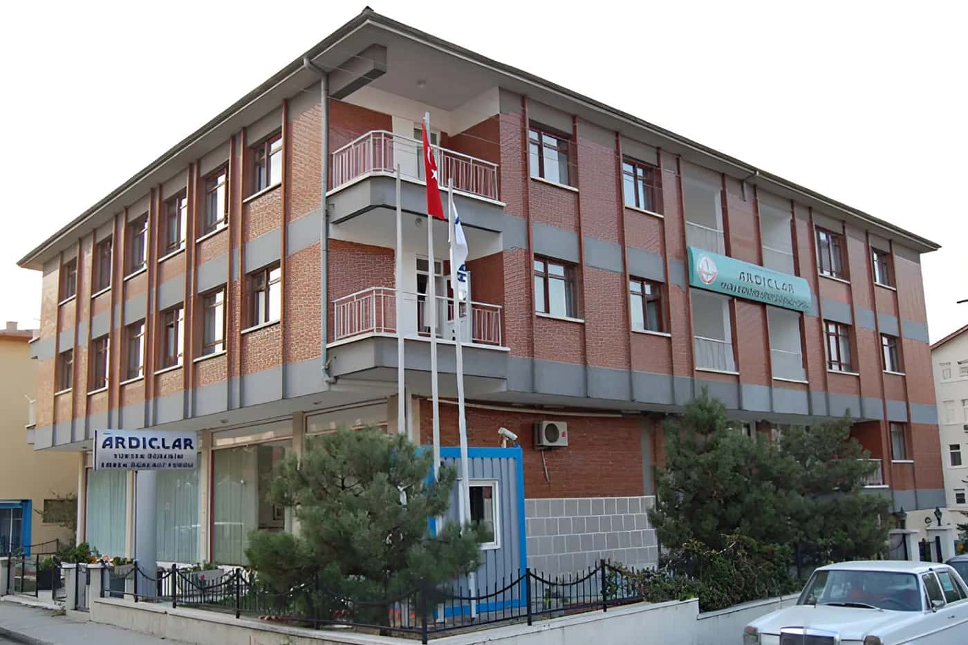 Ardıçlar Erkek Öğrenci Yurdu Balgat Şubesi görsel 2