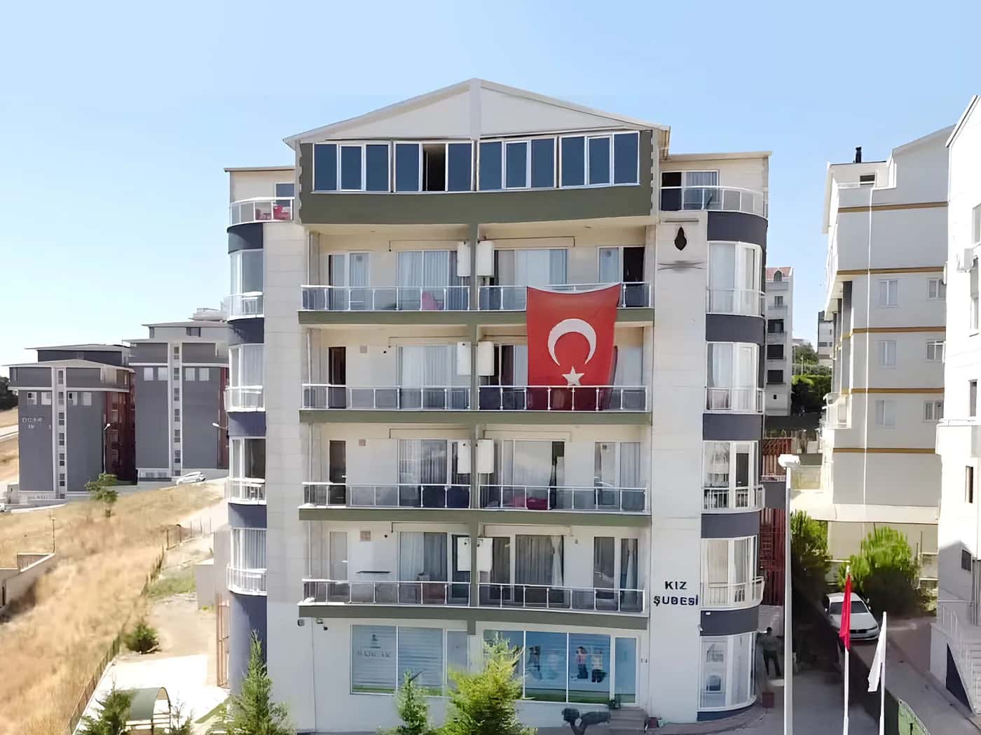 Zeytin Ağacı Kız Öğrenci Yurdu görsel 4