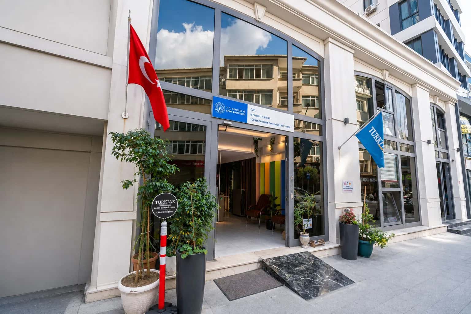 Şişli Turkuaz Erkek Öğrenci Yurdu görsel 1