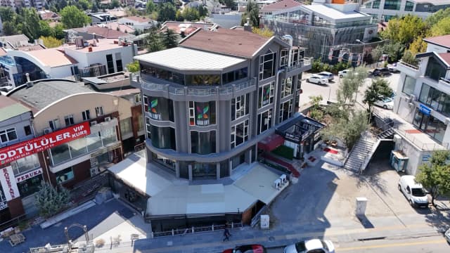 RADA Loft Ümitköy Kız Öğrenci Yurdu logosu