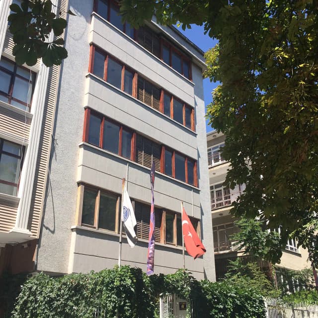 Evin Özel Erkek Yurdu logosu