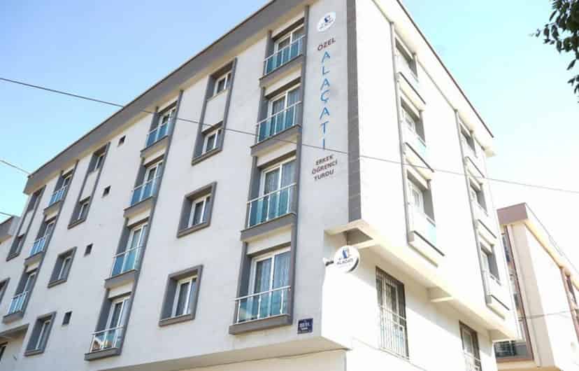 Özel Alaçatı Erkek Öğrenci Yurdu - Buca İzmir
